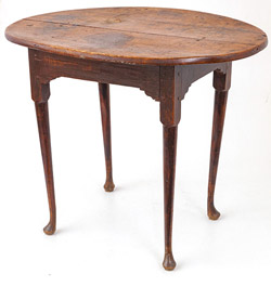 New England Period Queen Anne Tavern Table