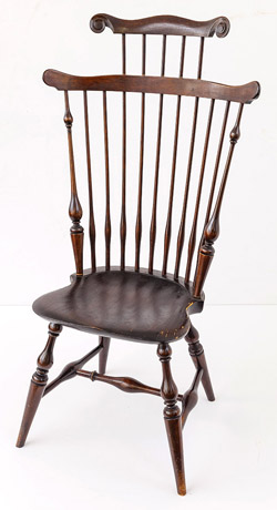 Wallace Nutting Comb Back Windsor Chair