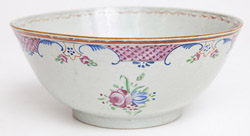 Chinese Export Fruit Bowl