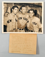 1939 Joe Dimaggio & Yankees Original AP Photo