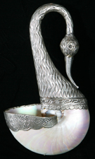 NAUTILUS SHELL DIPPER IN FORM OF SWAN