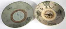 TWO CHINESE CANTON PORCELAIN BOWLS