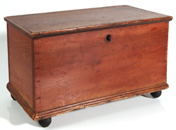19TH CENTURY MINIATURE DOVETAILED BLANKET CHEST