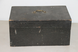 EARLY PAINTED BOX