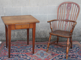 WINDSOR CHAIR & STAND