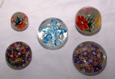 GLASS PAPER WEIGHTS