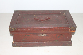 SMALL CHEST IN OLD RED