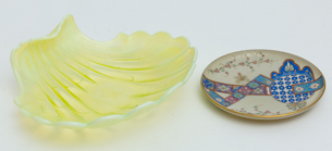 Opalecent Art Glass Bowl Plus