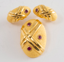 Gold Pendant & Earrings