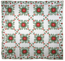 LARGE EARLY APPLIQUE HAND STITHCED QUILT